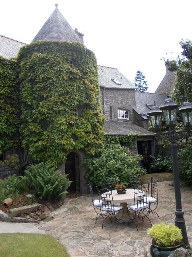 La Tourelle 22 Bed and Breakfast Quintin Exteriör bild